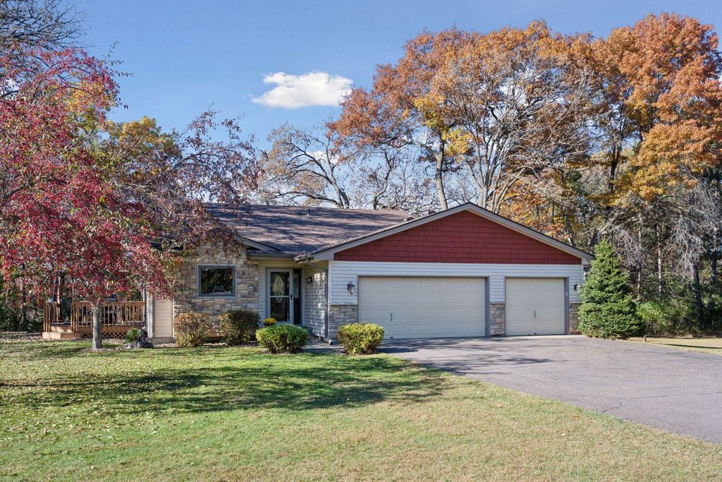 Photo of 34914 Linden Avenue, Lindstrom, MN 55045 (MLS # 7013821)