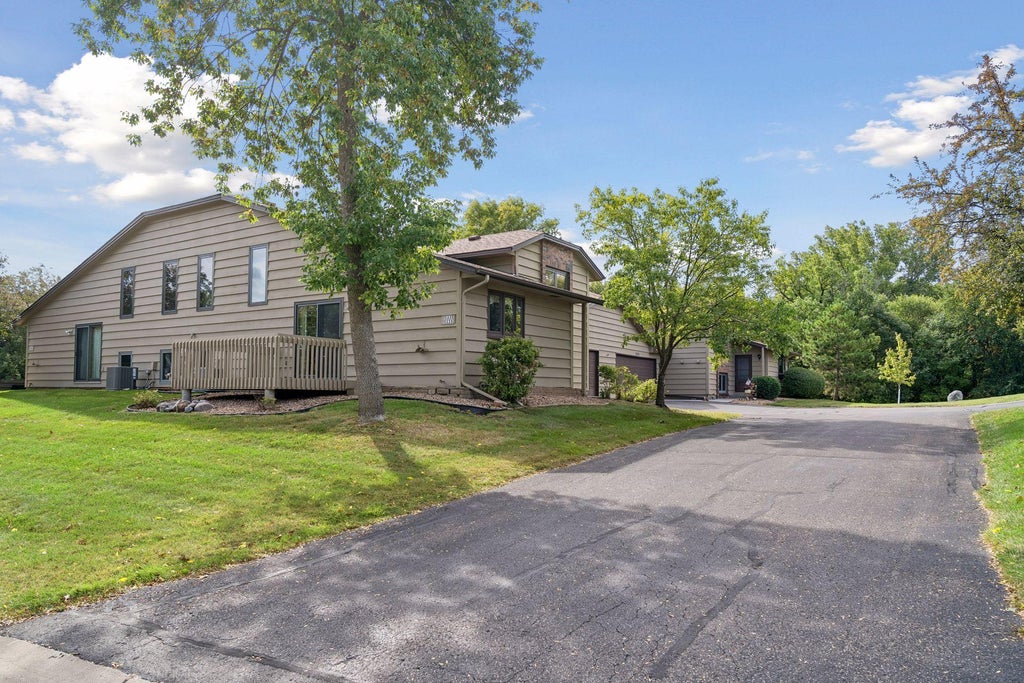 Photo of 15331 39th Avenue N, Plymouth, MN 55446 (MLS # 7146232)