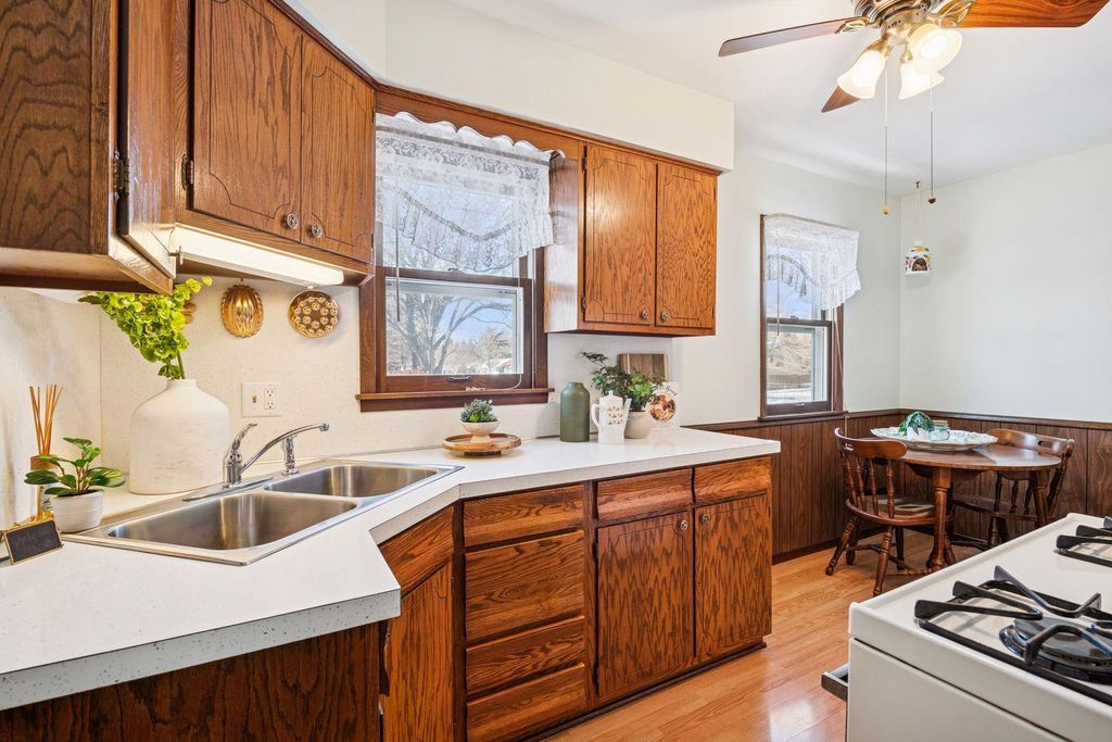 Photo of 3424 Texas Avenue S, Saint Louis Park, MN 55426 (MLS # 6810926)