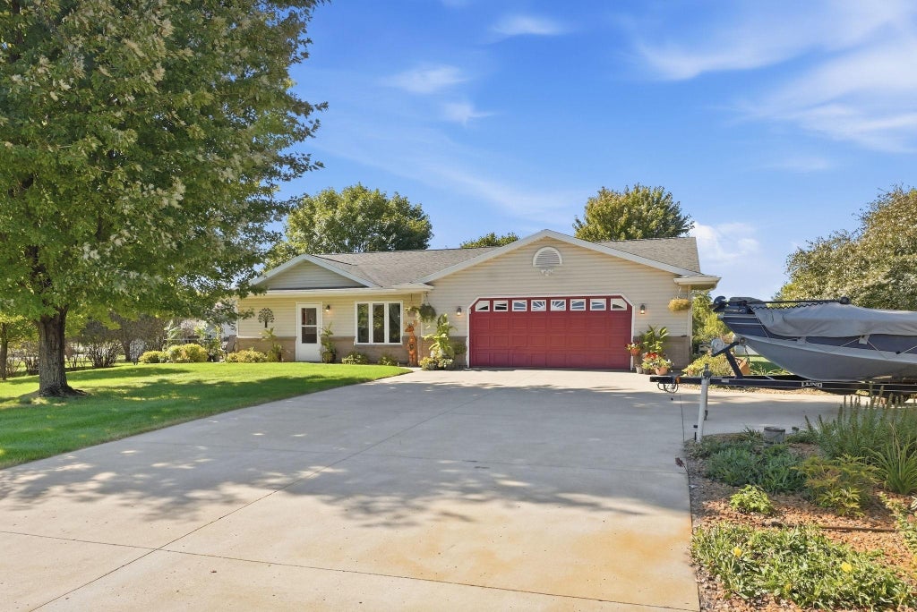Photo of 2782 Le Homme Dieu Hts Court NE, Alexandria, MN 56308 (MLS # 7149527)