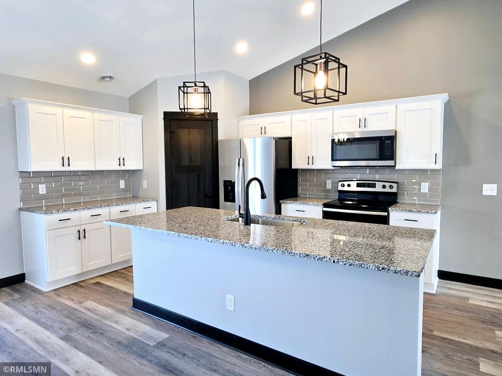 Photo of 707 Council Court, Ellendale, MN 56026 (MLS # 7003188)