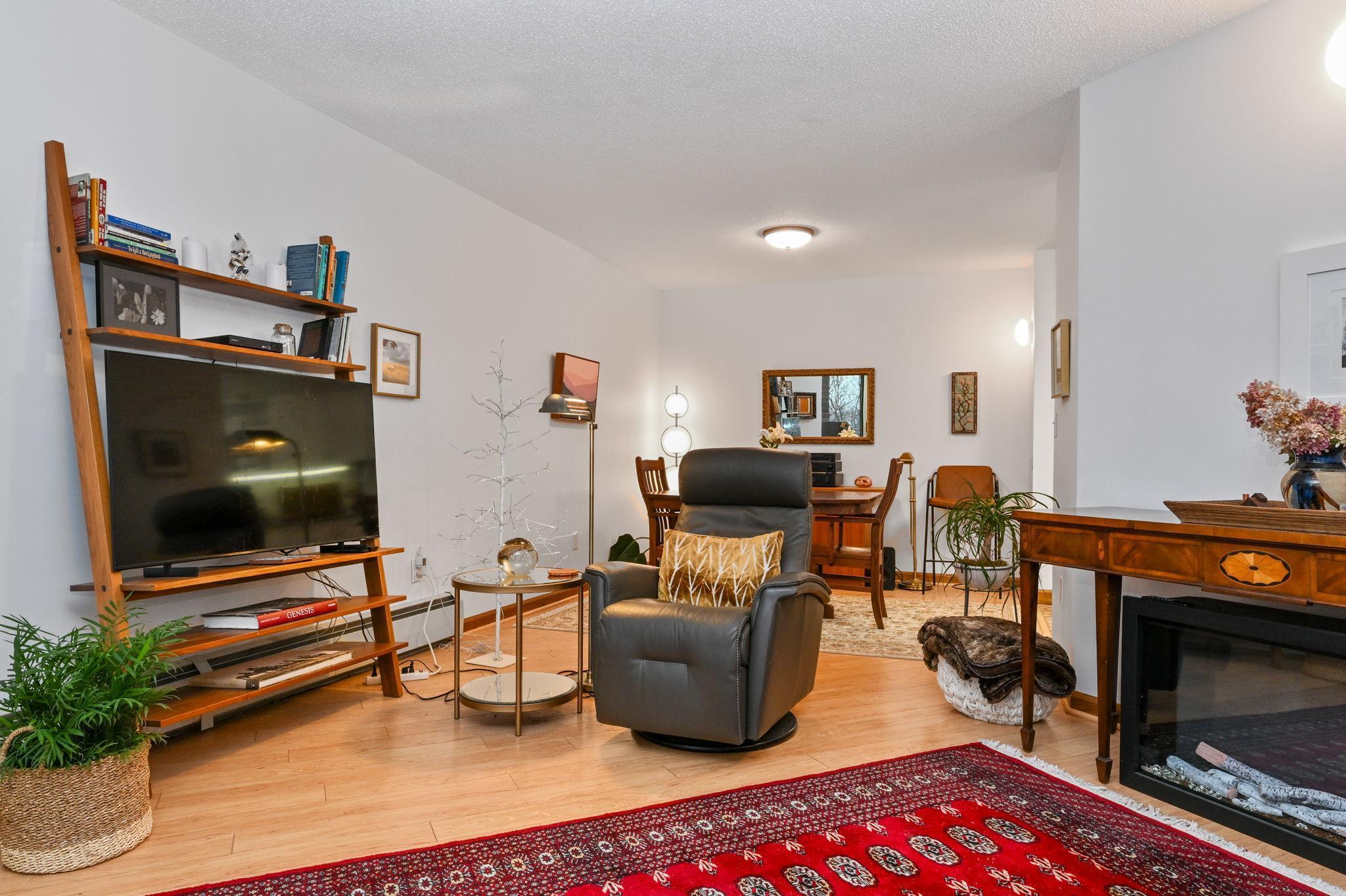 1425 W 28th Street 406