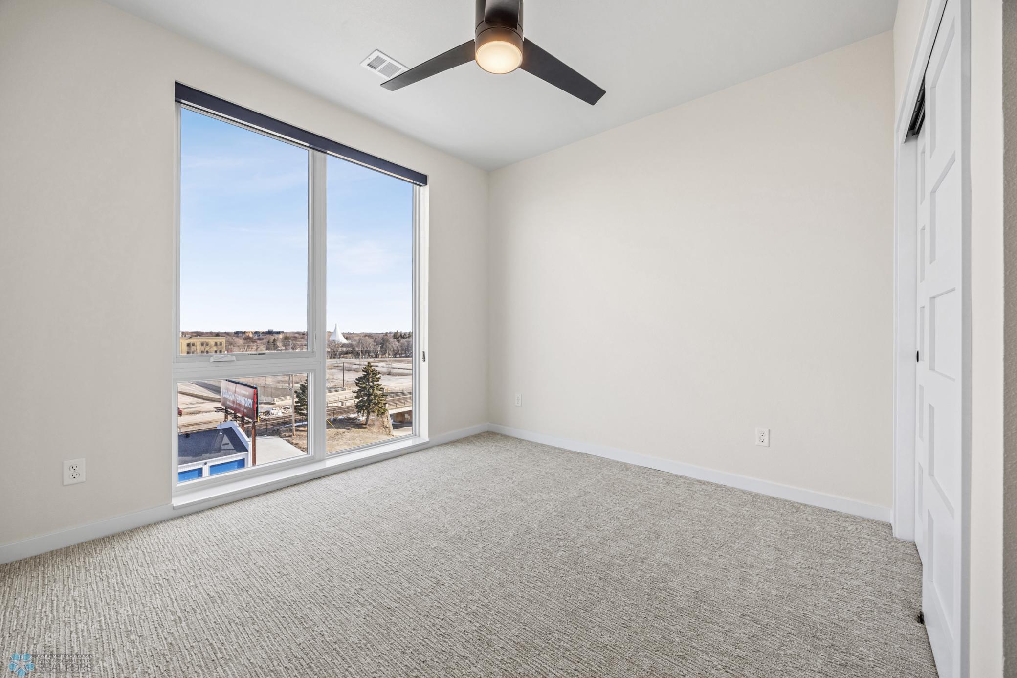 Fargo, North Dakota 58103, United States, 2 Bedrooms Bedrooms, ,2 BathroomsBathrooms,Residential,Active,250145