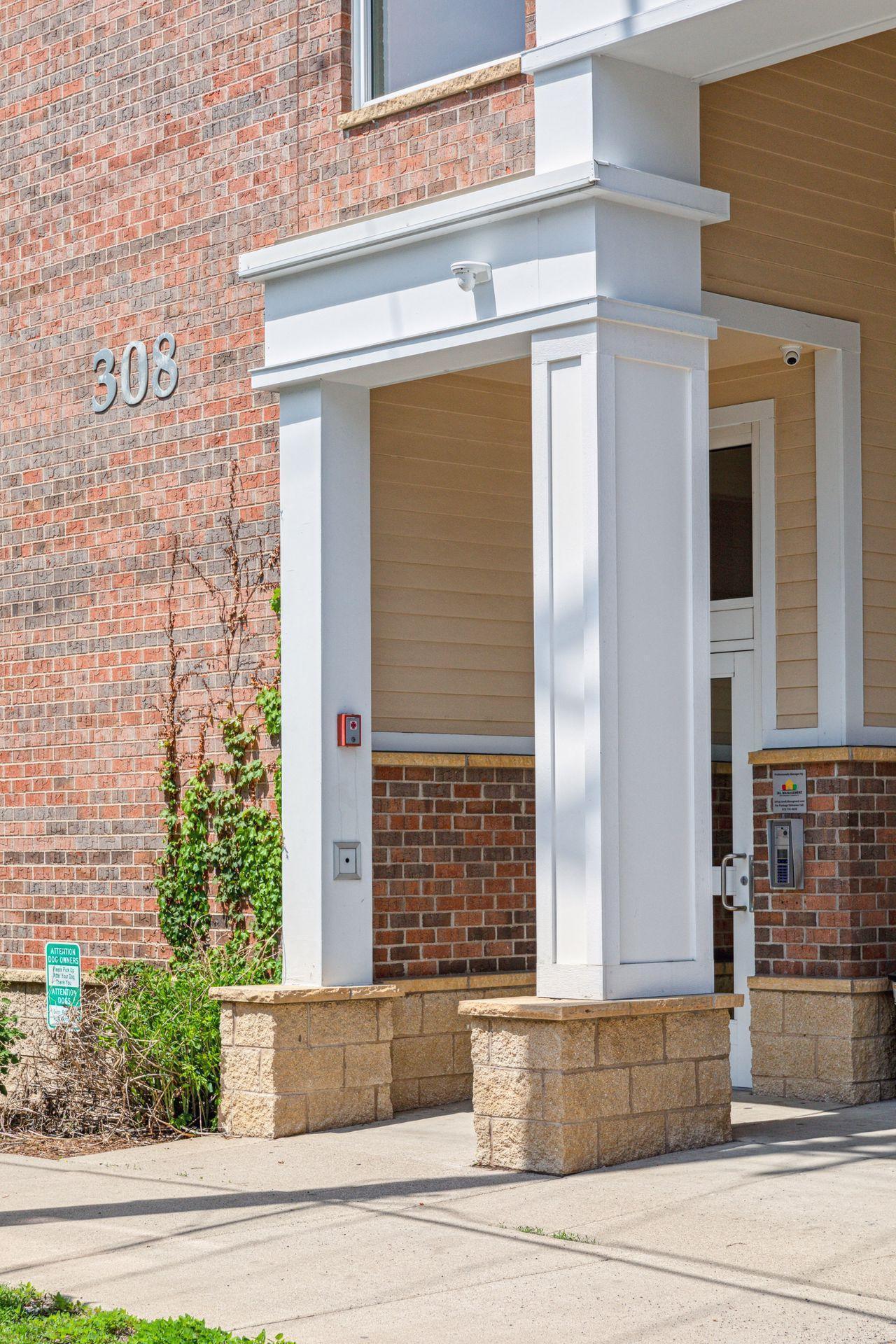 308 E 18th Street 101