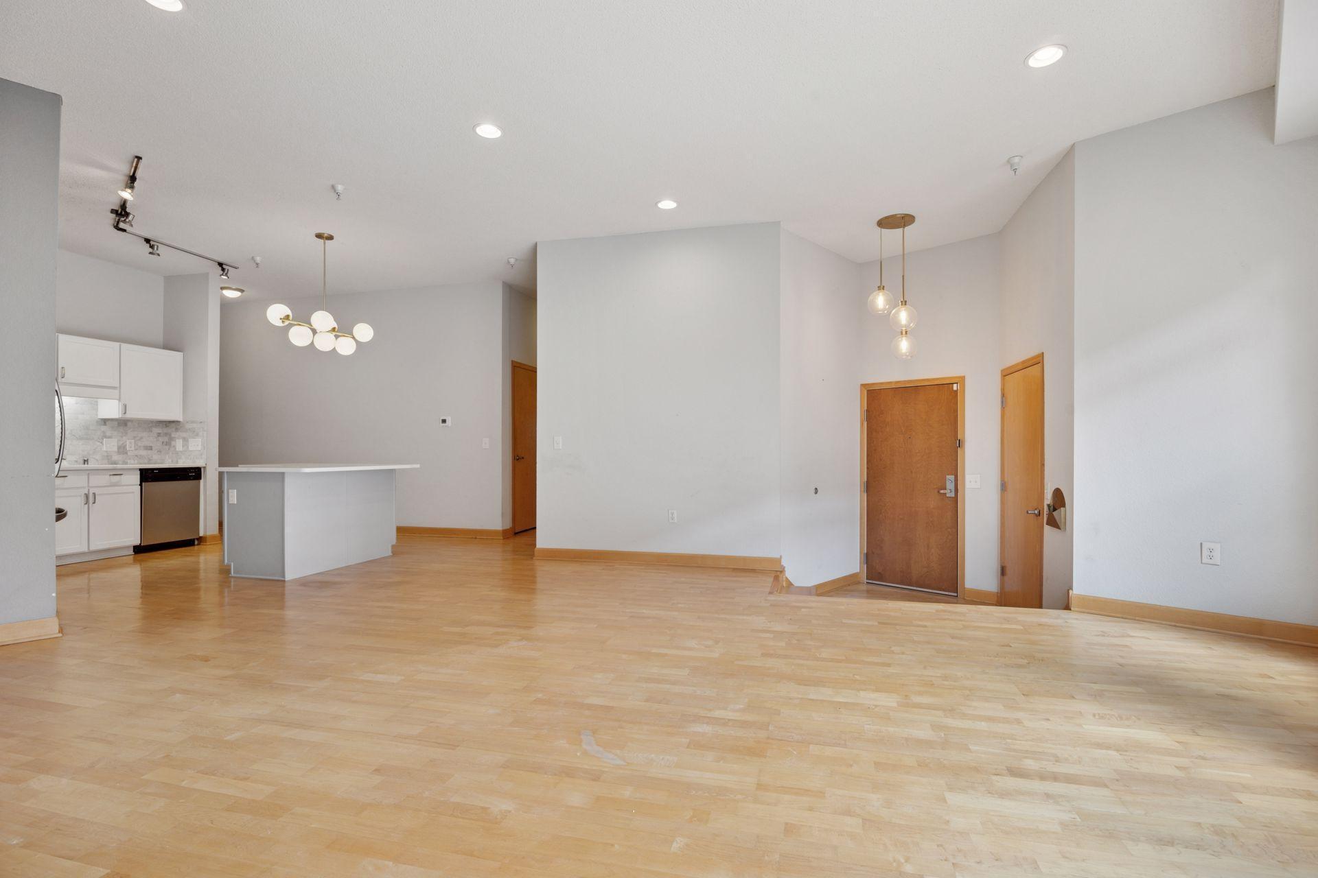 308 E 18th Street 101