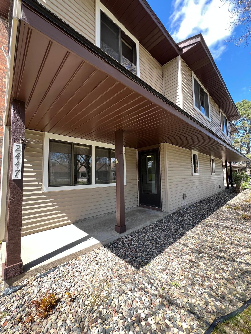 Photo of 2447 Wimbledon Bay, Woodbury, MN 55125 (MLS # 7063786)
