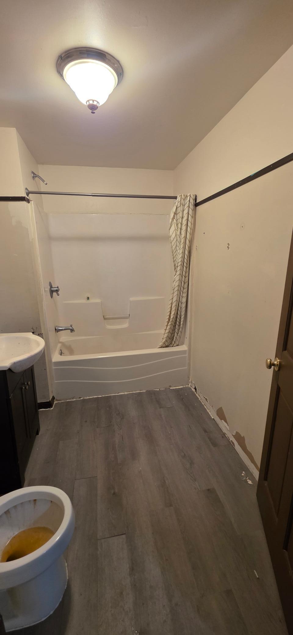 121 W 2nd Avenue