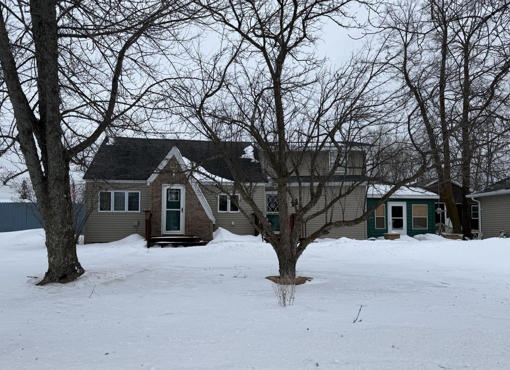 Photo of 1702 3rd Avenue W, International Falls, MN 56649 (MLS # 7023954)