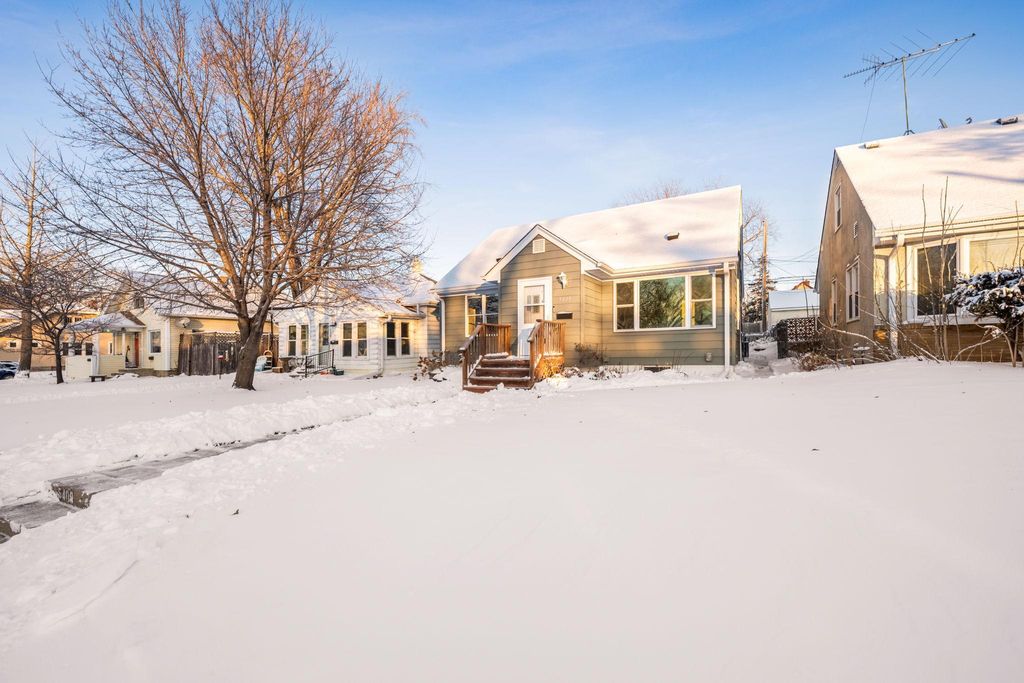 Photo of 5409 44th Avenue S, Minneapolis, MN 55417 (MLS # 6779313)