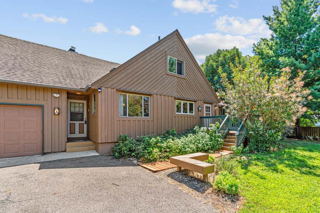 Photo of 5510 James Avenue N, Brooklyn Center, MN 55430 (MLS # 7105552)