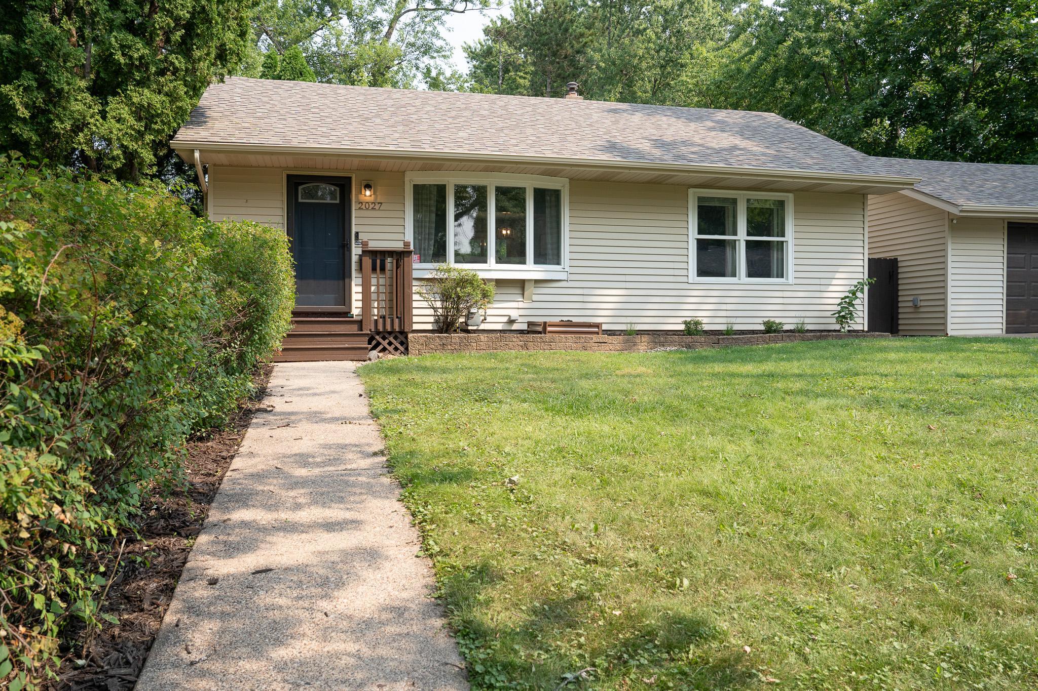 2027 Northwood Drive