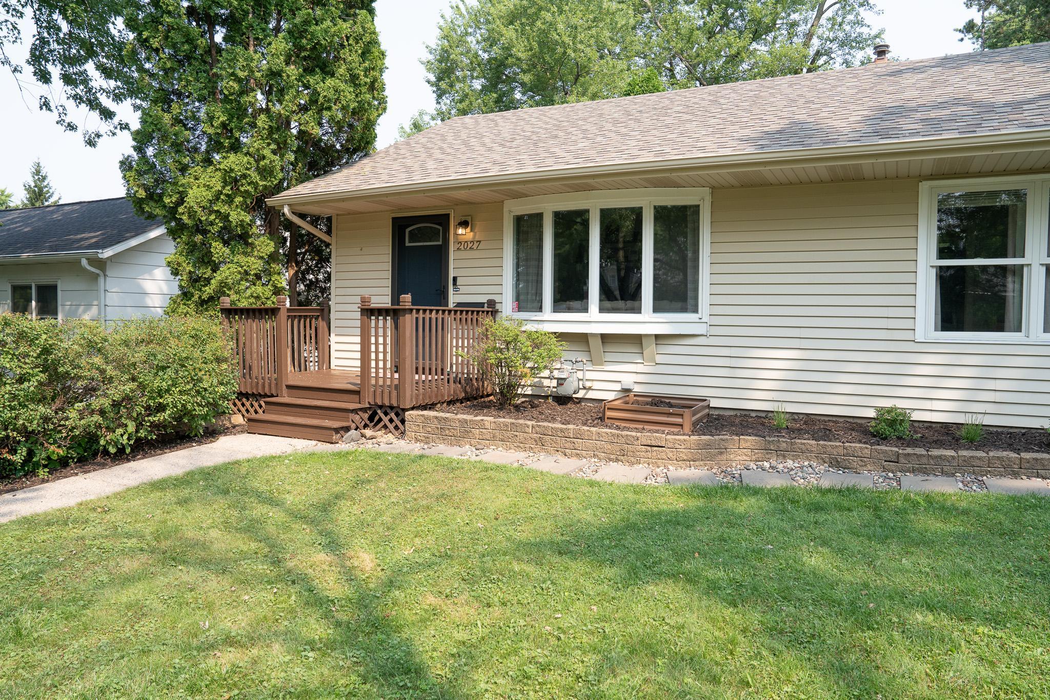 2027 Northwood Drive