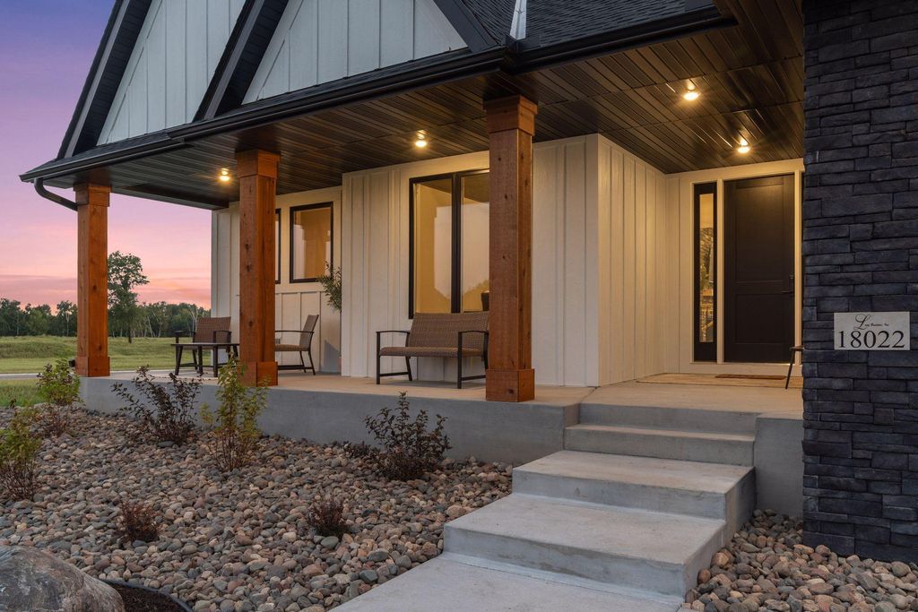 Photo of 18022 Urbank Street NE, Ham Lake, MN 55304 (MLS # 6726241)