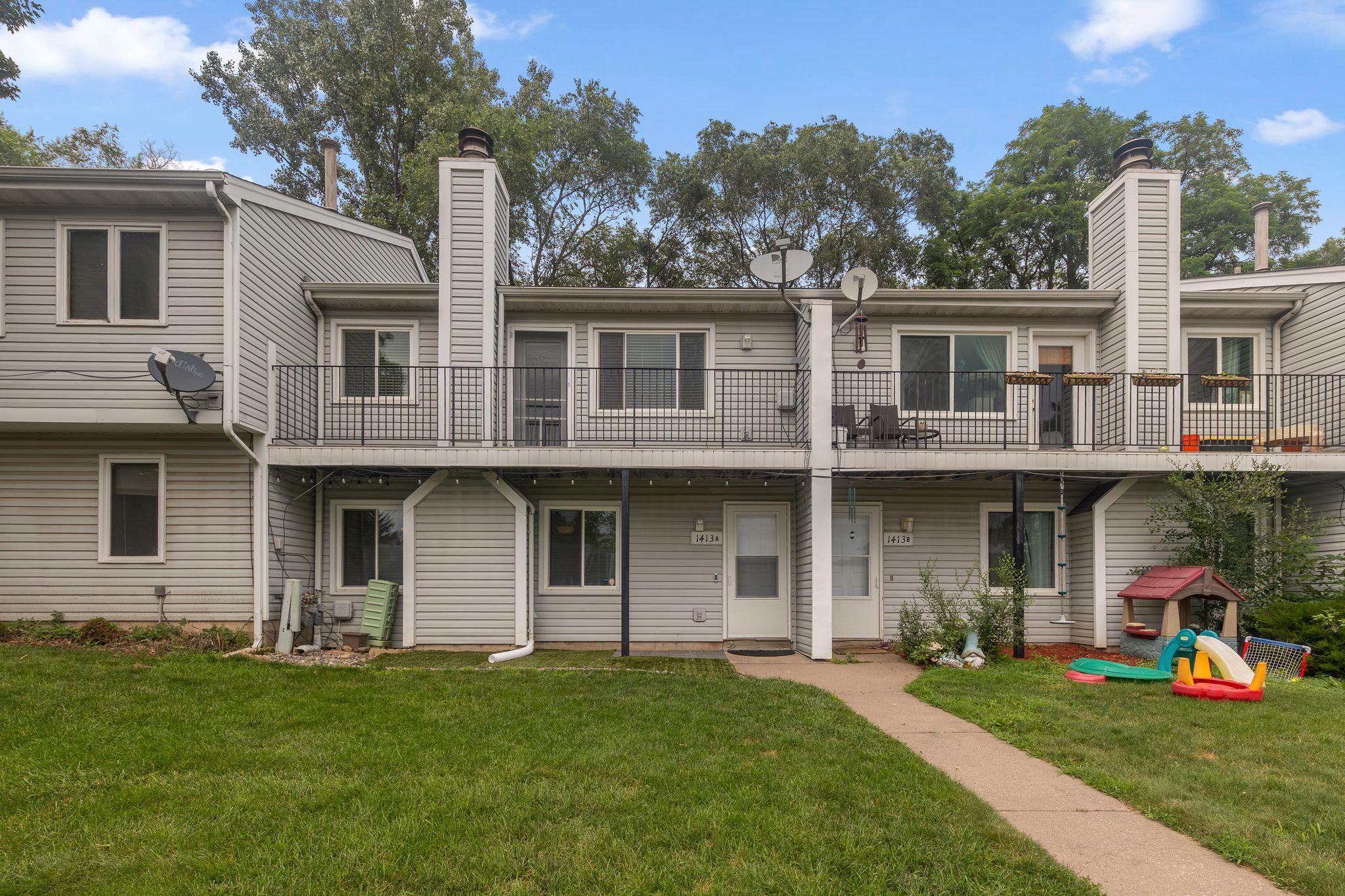 1413 Farrington Street A