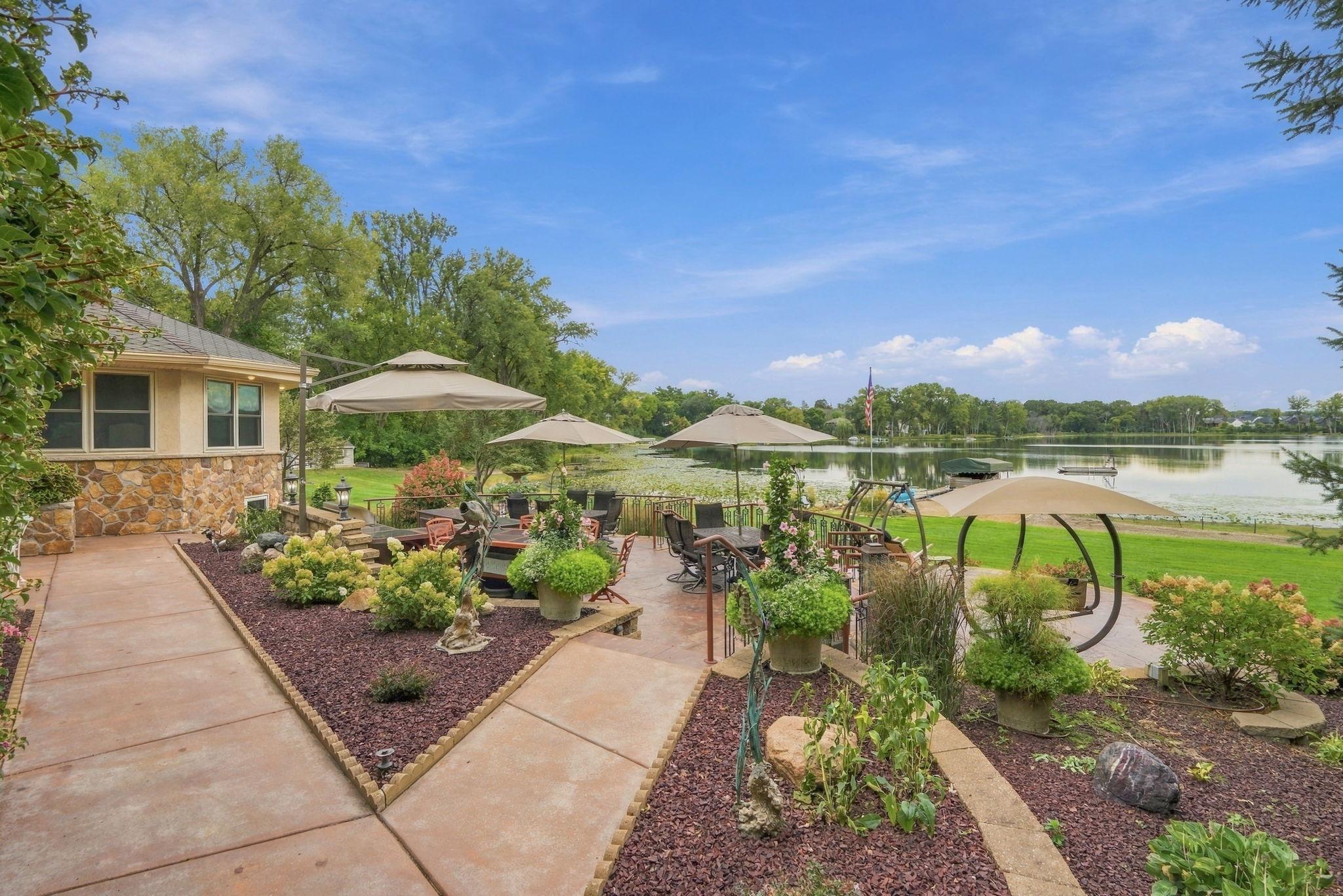 154 Twin Lake Boulevard