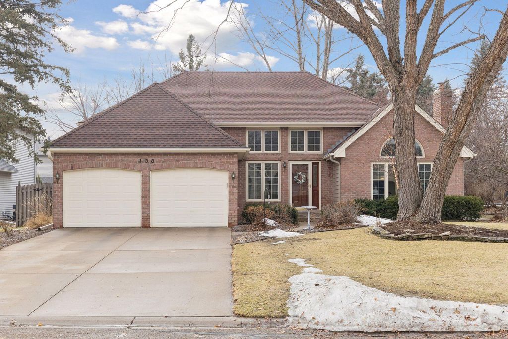 Photo of 138 White Oaks Lane, Vadnais Heights, MN 55127 (MLS # 7028534)