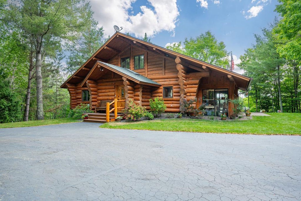 Photo of 38020 Blueridge Drive, Grand Rapids, MN 55744 (MLS # 7096713)