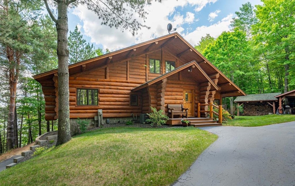Photo of 38020 Blueridge Drive, Grand Rapids, MN 55744 (MLS # 7096713)