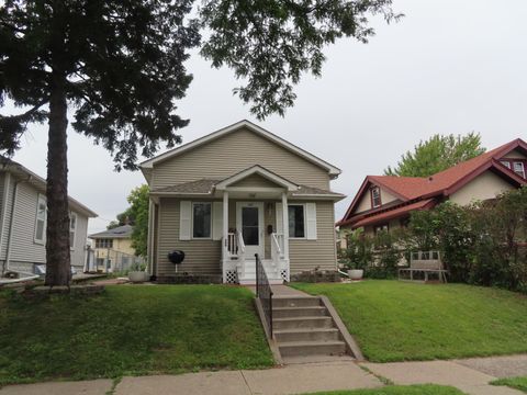 389 Roy Street N Saint Paul MN 55104