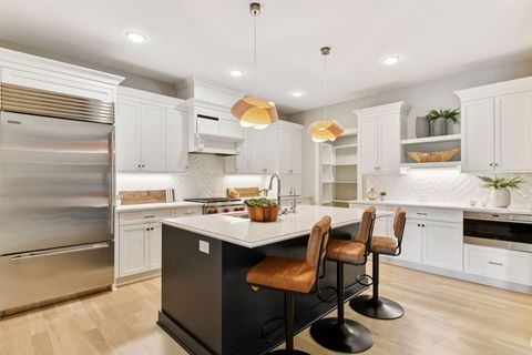 222 Ferndale Road S #303 Wayzata MN 55391