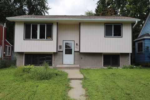 1423 Albemarle Street Saint Paul MN 55117