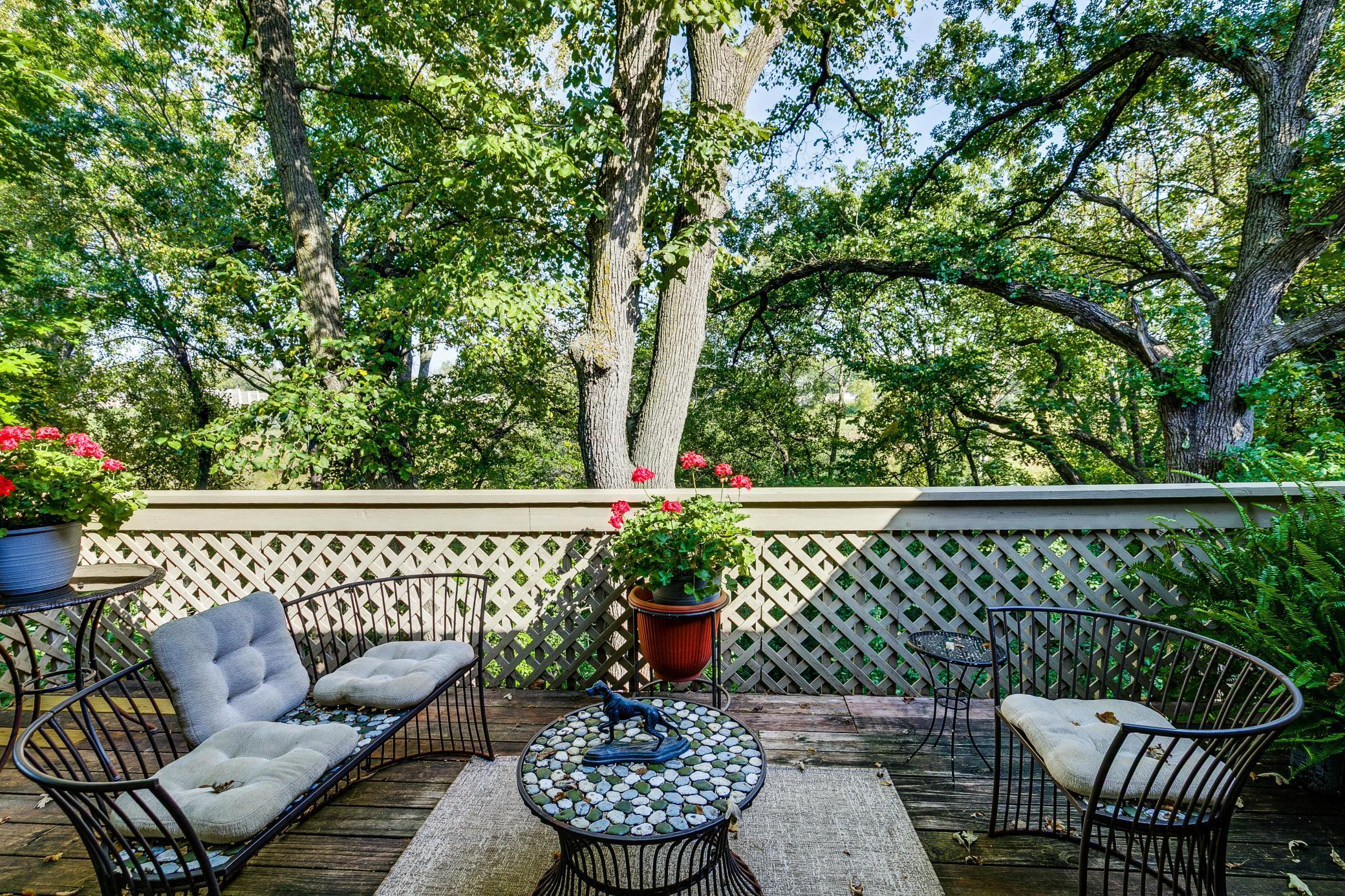 6831 Stonewood Court