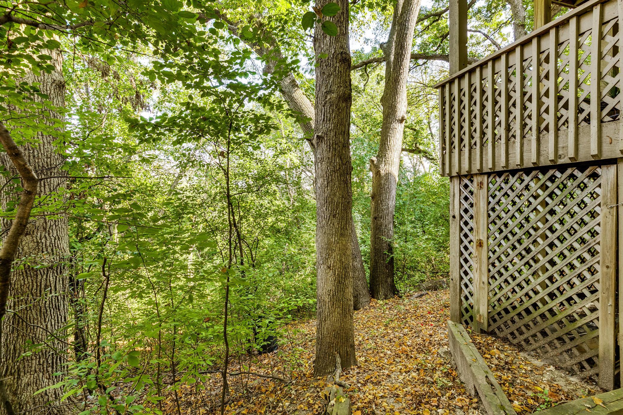 6831 Stonewood Court