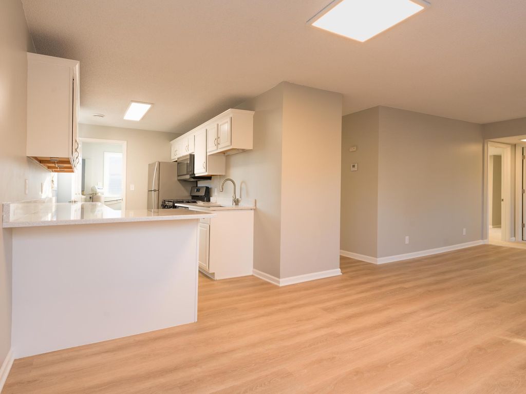 Photo of 721 Columbus Avenue, Albert Lea, MN 56007 (MLS # 7028088)