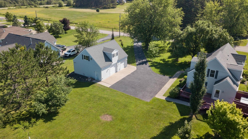 Photo of 4073 Reinke Road, Duluth, MN 55811 (MLS # 7111550)