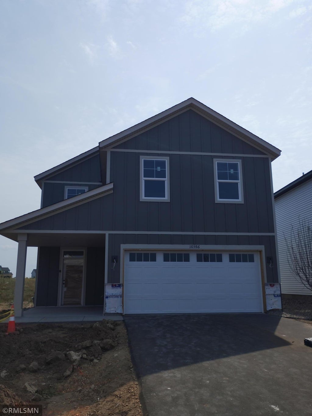 Photo of 10586 Goodview Avenue S, Cottage Grove, MN 55016 (MLS # 7110425)