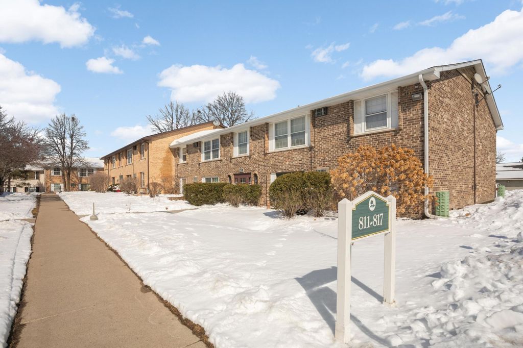 Photo of 811 Smetana Road #8, Hopkins, MN 55343 (MLS # 7038220)