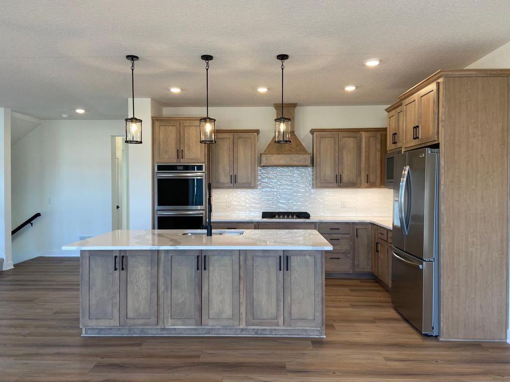 Photo of 16651 S Manor Road, Eden Prairie, MN 55344 (MLS # 6824871)