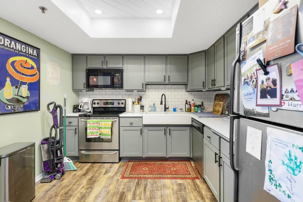 Photo of 20 2nd Street NE #P1606, Minneapolis, MN 55413 (MLS # 7043231)