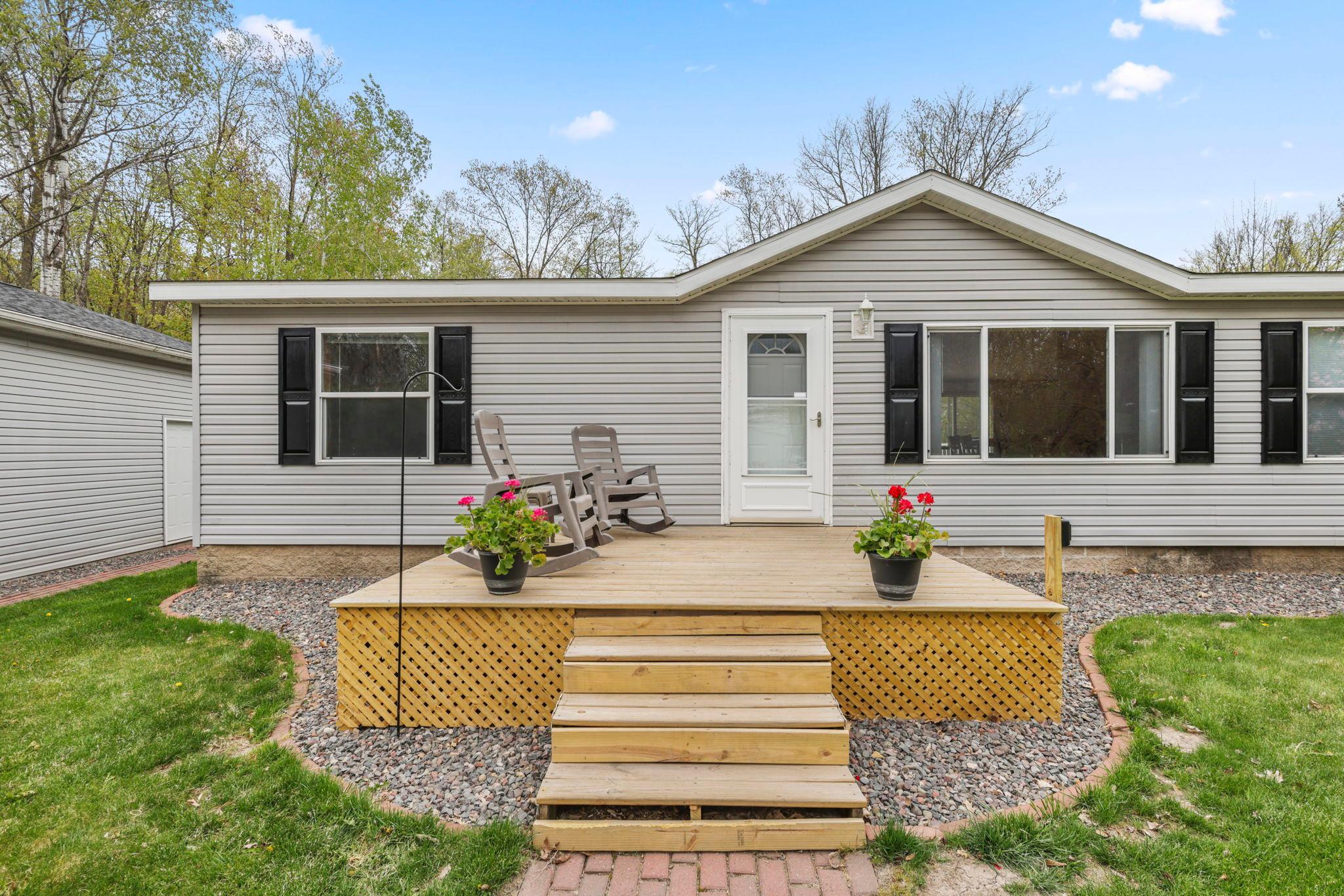 11546 Elm Circle