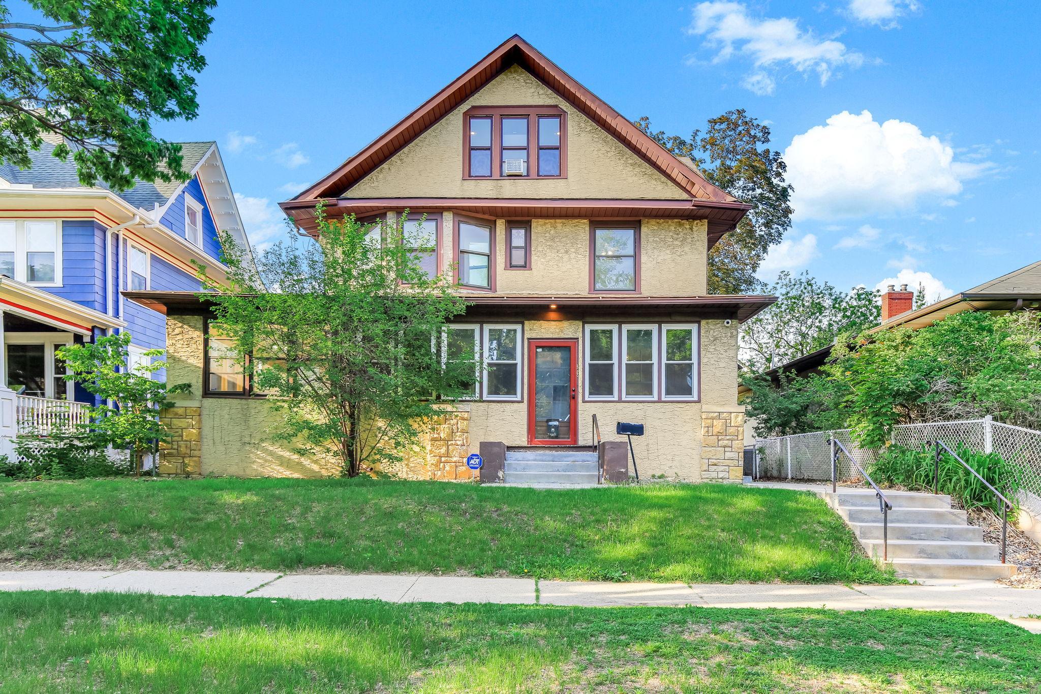 852 Ashland Avenue