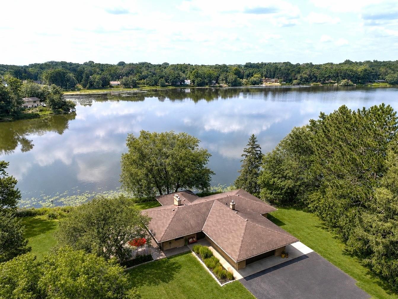 19 Dove Lane