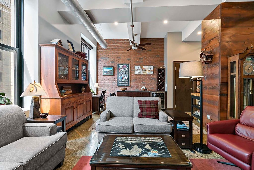 Photo of 350 Saint Peter Street #606, Saint Paul, MN 55102 (MLS # 7065841)