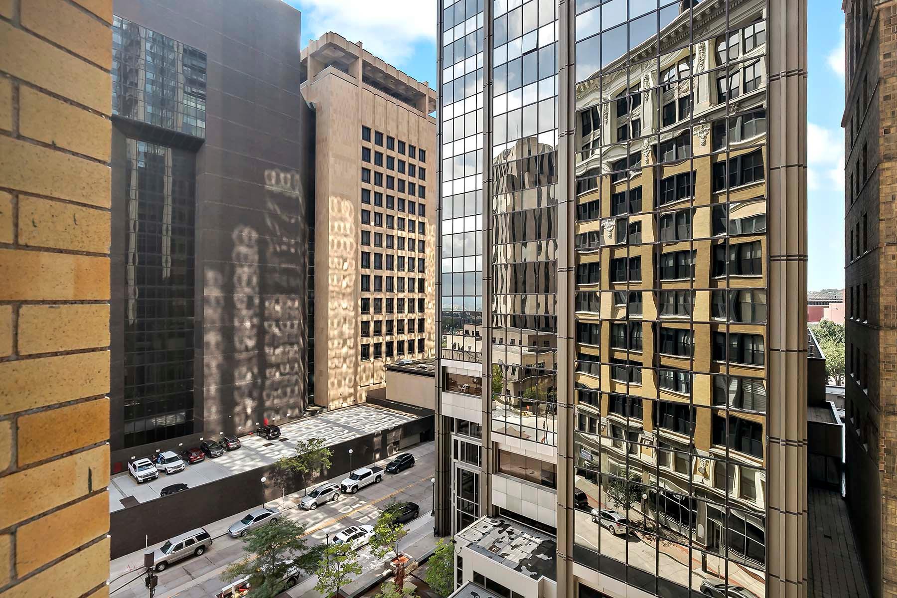 350 Saint Peter Street 606