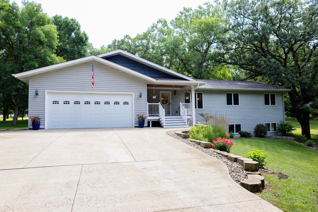 Photo of 2485 Reeds Villa Lane SW, Alexandria, MN 56308 (MLS # 7106101)