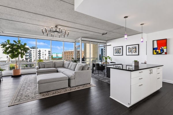 45 UNIVERSITY AVE SE UNIT 403, MINNEAPOLIS, MN 55414 - Image 8cb97adddf29c3bf4121df0cd072e4d1/1049179820
