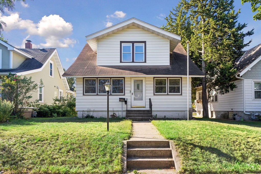 Photo of 1298 Blair Avenue, Saint Paul, MN 55104 (MLS # 7119785)