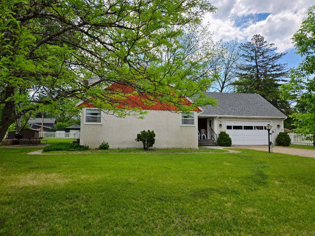 Photo of 515 6th Street SE, Little Falls, MN 56345 (MLS # 7091757)