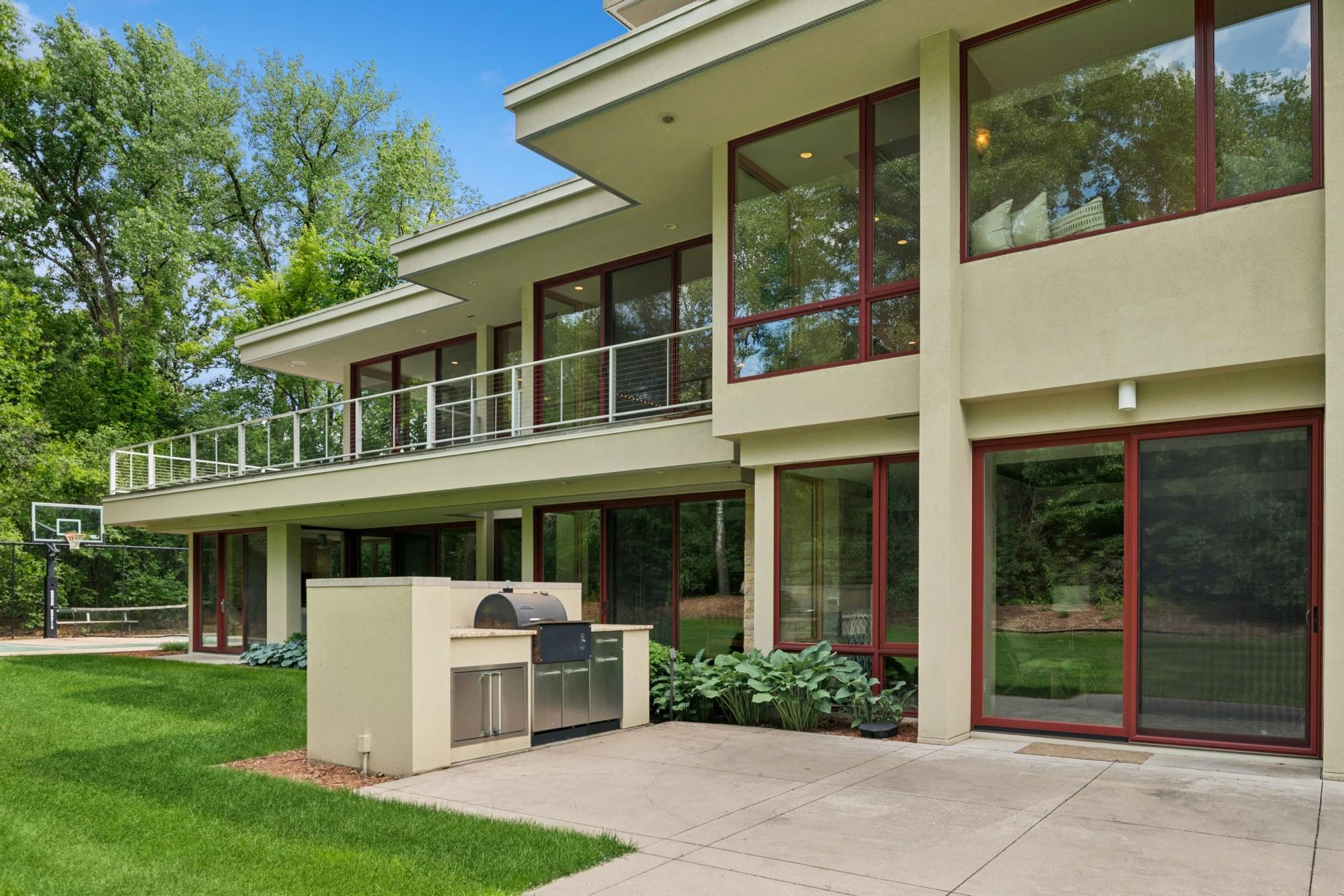 685 Hidden Creek Trail