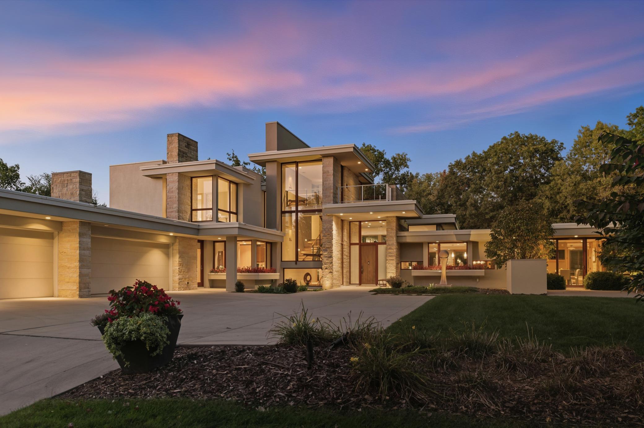 685 Hidden Creek Trail