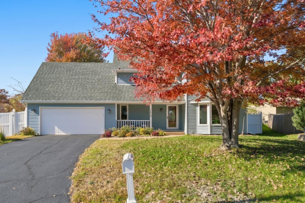 Photo of 10626 Daisy Circle, Bloomington, MN 55438 (MLS # 7160202)