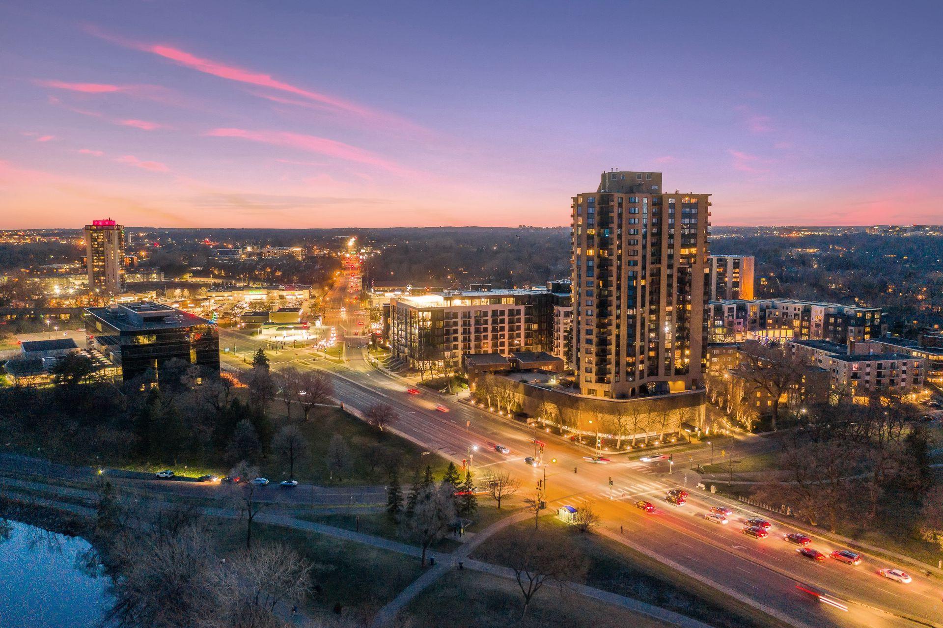 2950 Dean Parkway 1903-4