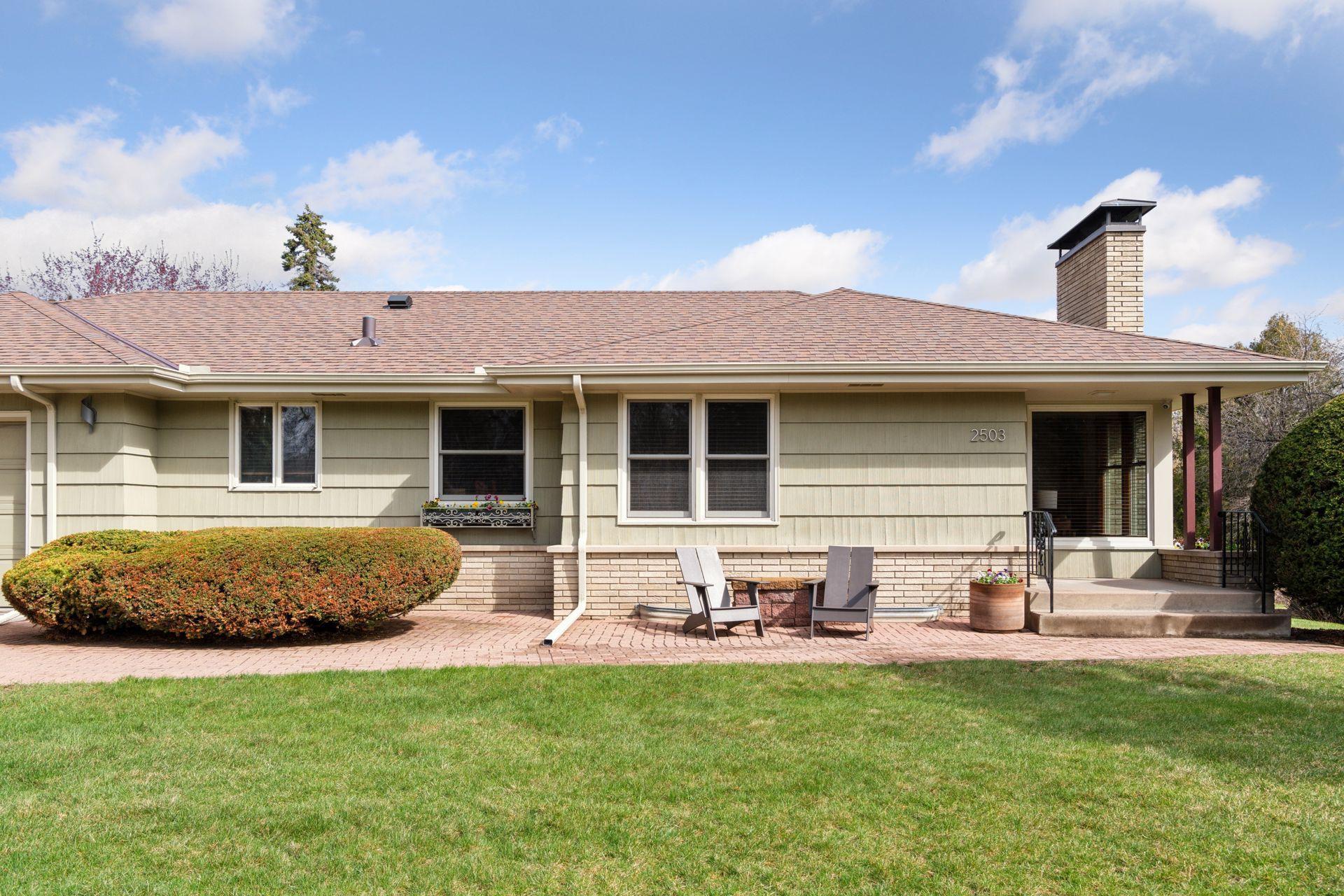 2503 Snelling Curve