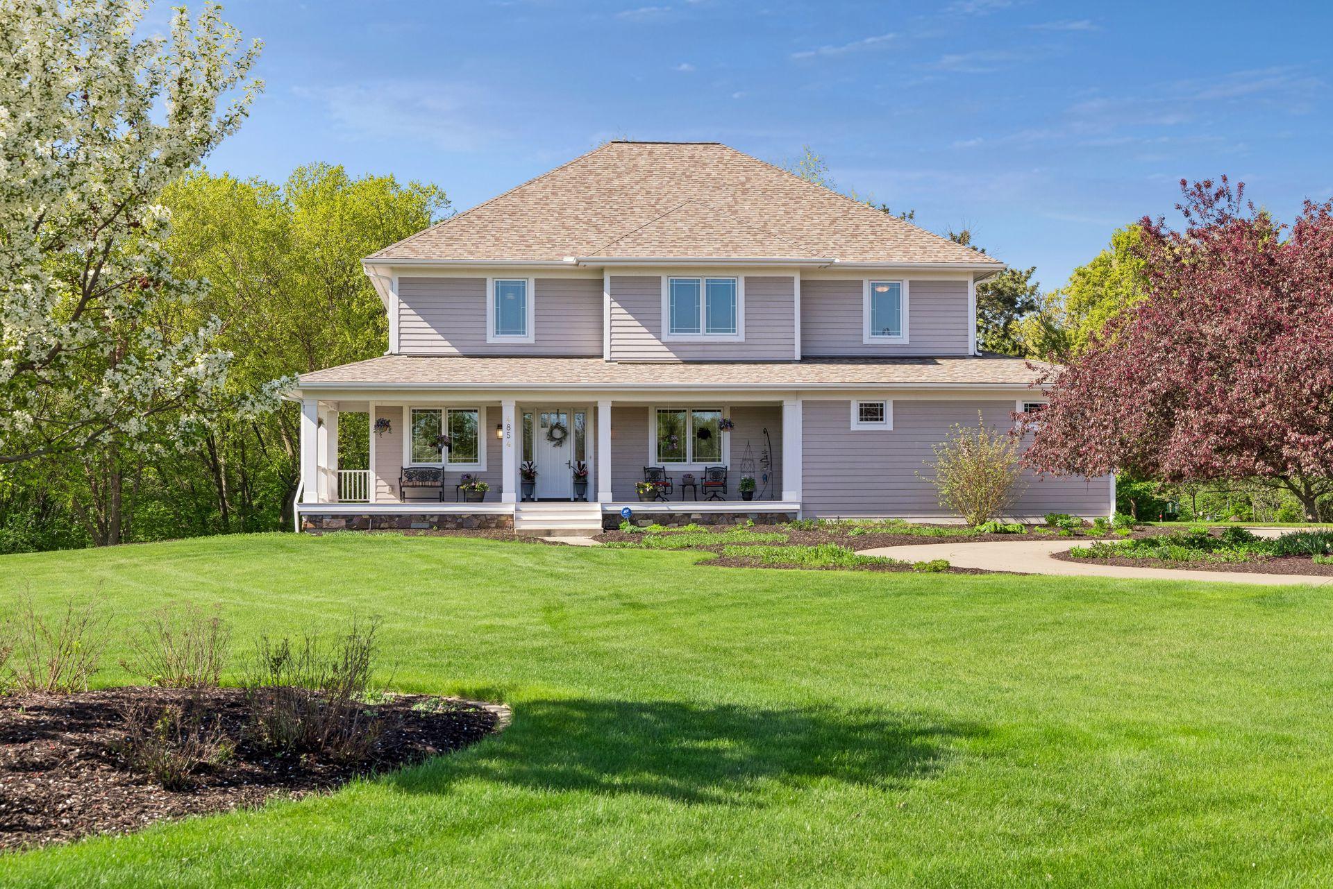 4854 Linden Trail N