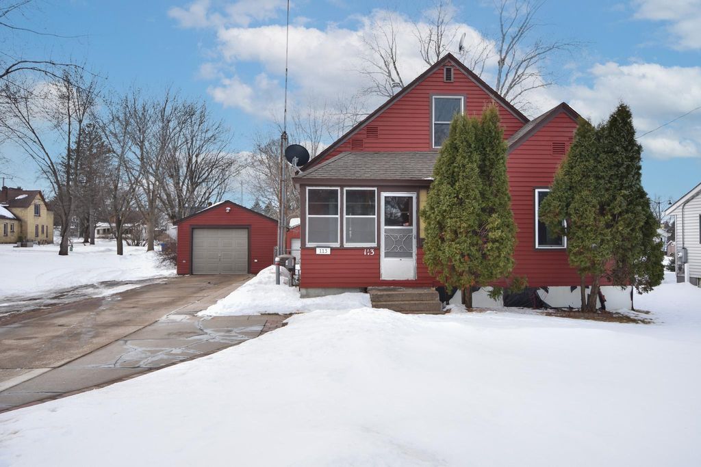 Photo of 113 6th Avenue N, Sauk Rapids, MN 56379 (MLS # 7034135)