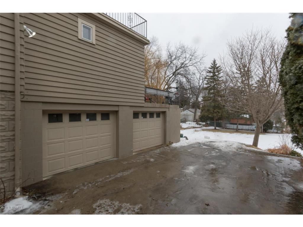 Photo of 836 8th Avenue SW, Rochester, MN 55902 (MLS # 6825179)